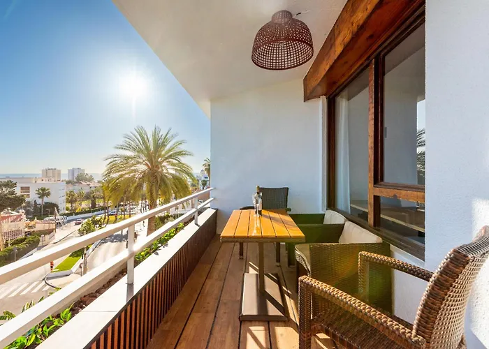 Апартаменты Wintowinrentals Great Location, Views & Relax